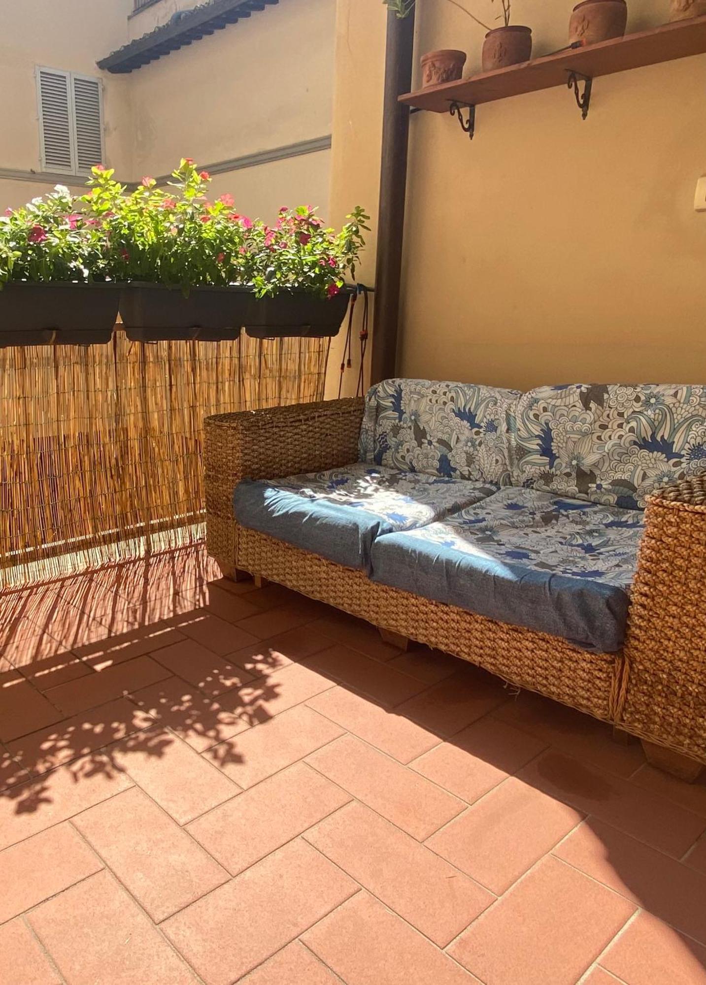 Indipendent With Terrace - Parking * Florença